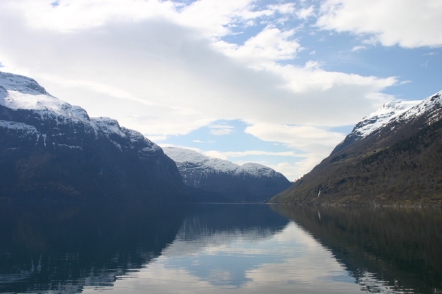 http://www.itonaika.com/column/images/Geiranger07.jpg