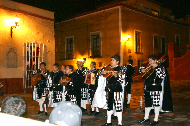 http://www.itonaika.com/column/images/Guanajuato211.jpg