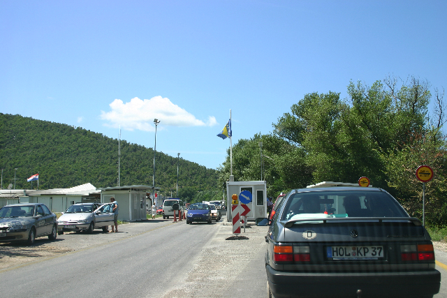 http://www.itonaika.com/column/images/Mostar056.jpg