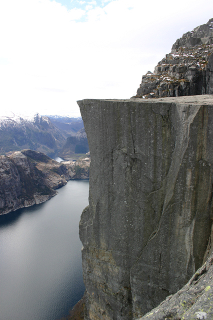 http://www.itonaika.com/column/images/Preikestolen11.jpg