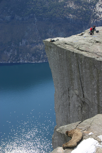 http://www.itonaika.com/column/images/Preikestolen17.jpg