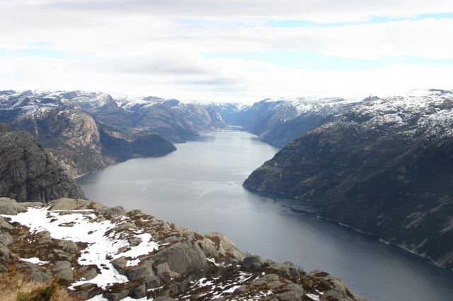 http://www.itonaika.com/column/images/Preikestolen8.jpg