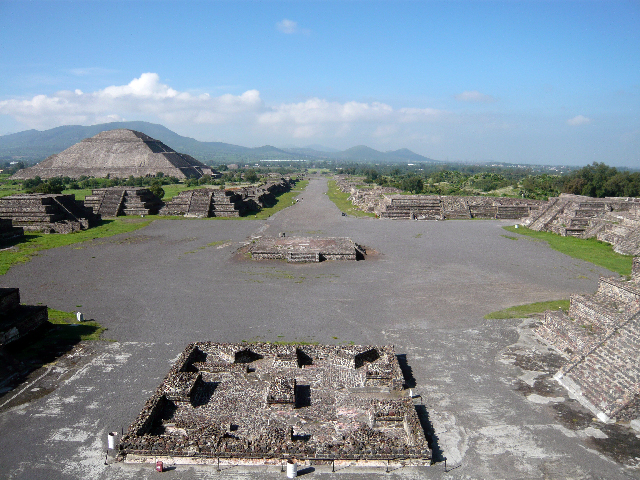 http://www.itonaika.com/column/images/Teotihuacan224.jpg