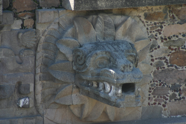 http://www.itonaika.com/column/images/Teotihuacan417.jpg