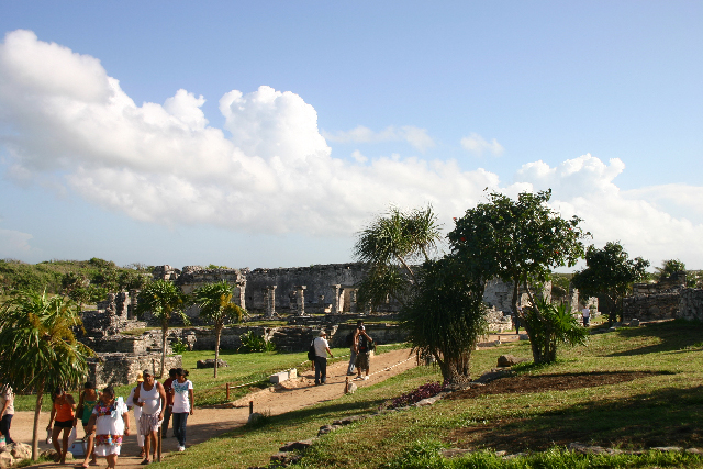 http://www.itonaika.com/column/images/Tulum201.jpg