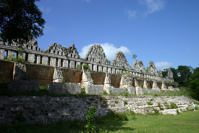 http://www.itonaika.com/column/images/Uxmal1062.jpg