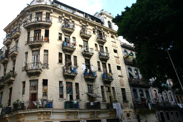 http://www.itonaika.com/column/images/havana2305.jpg