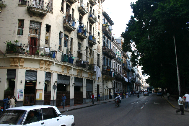 http://www.itonaika.com/column/images/havana2309.jpg