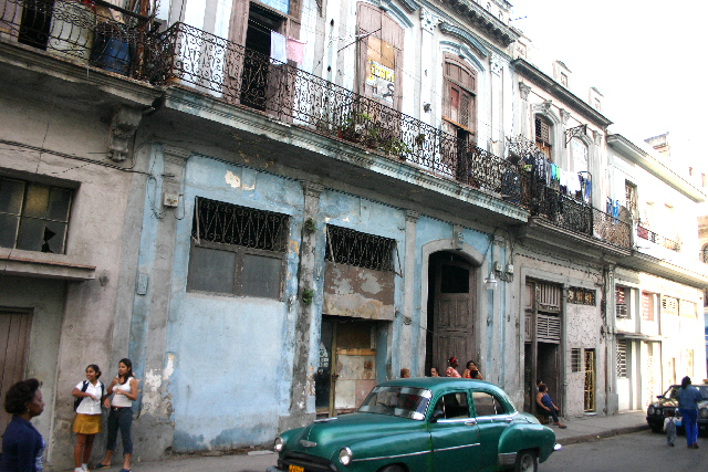 http://www.itonaika.com/column/images/havana2317.jpg