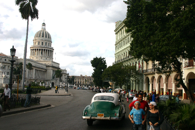 http://www.itonaika.com/column/images/havana4007.jpg