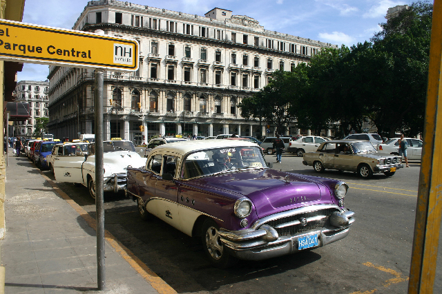 http://www.itonaika.com/column/images/havana4230.jpg