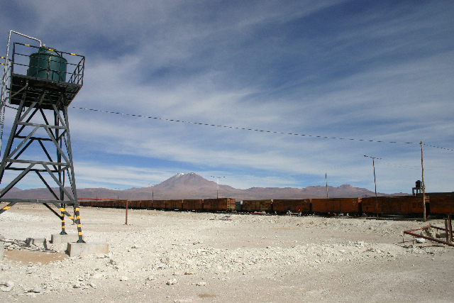 http://www.itonaika.com/column/images/uyuni1050.jpg