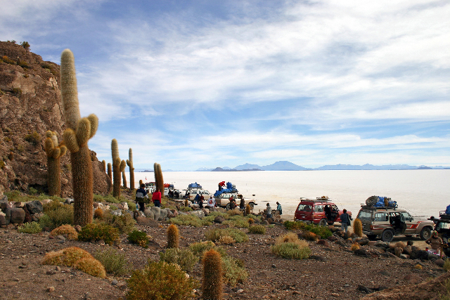 http://www.itonaika.com/column/images/uyuni1206.jpg