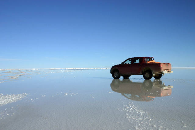 http://www.itonaika.com/column/images/uyuni208.jpg