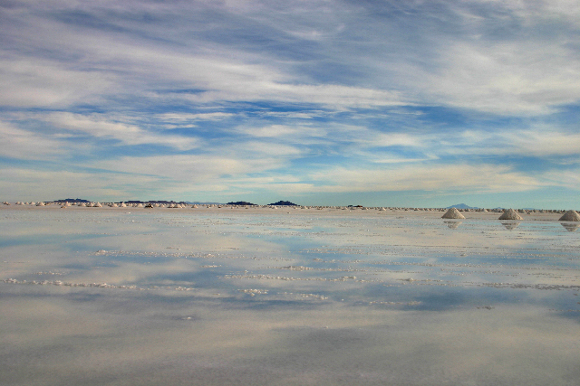 http://www.itonaika.com/column/images/uyuni361.jpg