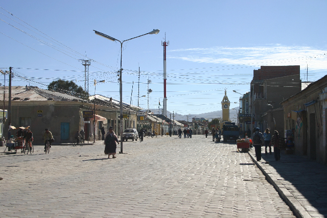 http://www.itonaika.com/column/images/uyuni556.jpg